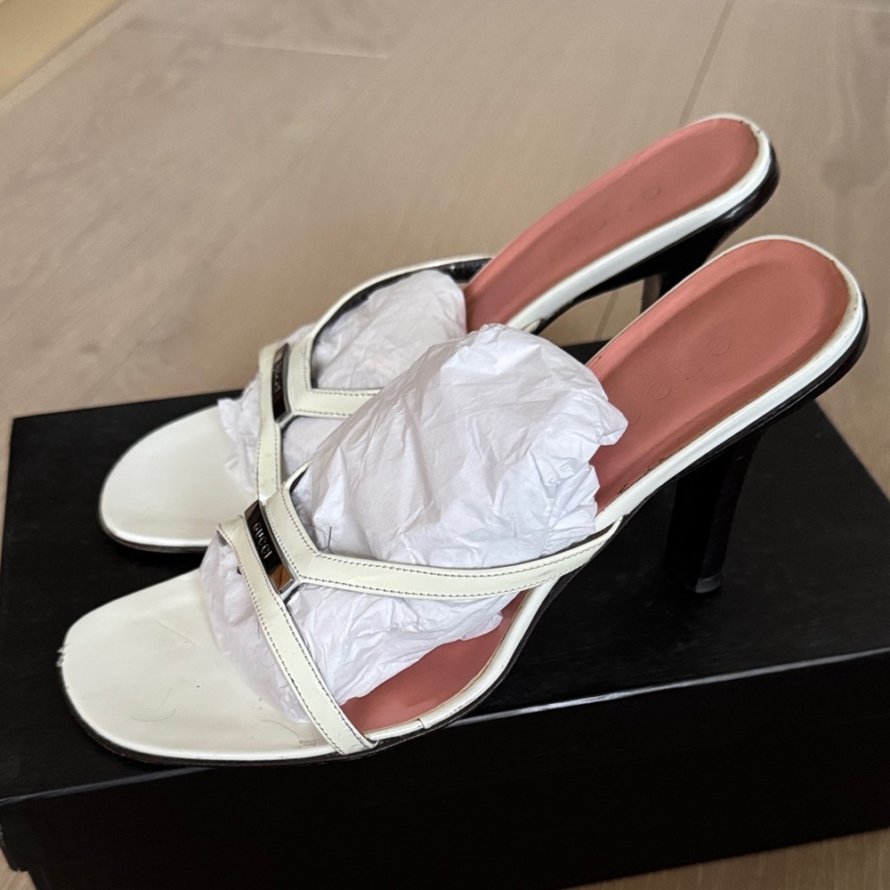 Gucci Cream/white Leather Square-Toe Slide Heels with Pink Insole - Picture 2 of 11